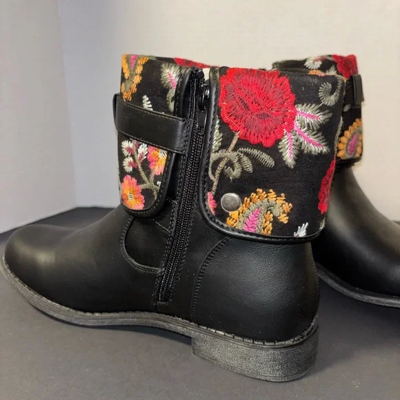 Just Fab Sheba Floral embroidered ankle boots new - Picture 4 of 8